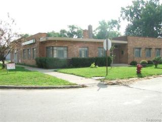 18353 Mcnichols Rd, Detroit MI  48219-4199 exterior