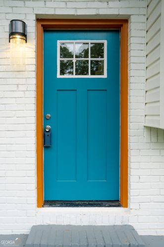 3949 Adamsville Dr, Atlanta GA  30331-3823 exterior