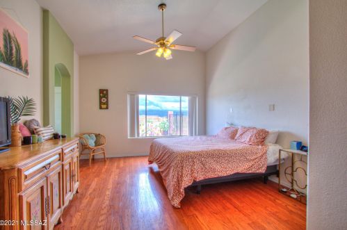 10201 Lucille Dr, Tucson AZ  85730-6132 exterior