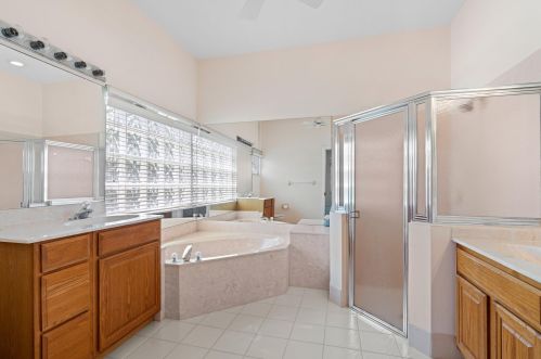 850 4 Ct, Boca Raton FL 33432-1905 exterior