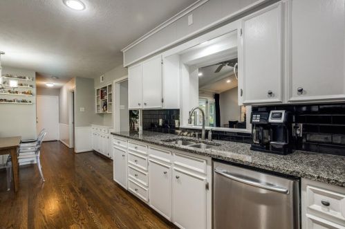 6305 Chesley Ln, Dallas TX 75214-2116 exterior