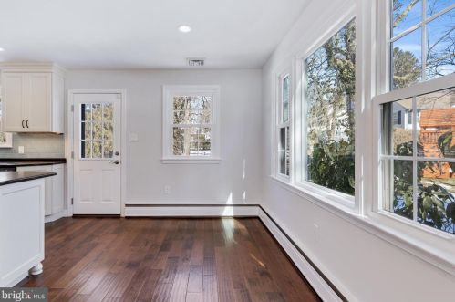 423 Old Lancaster Rd, Berwyn PA exterior