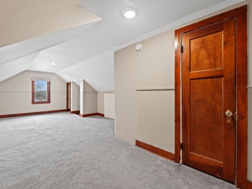 4866 37th St, Milwaukee WI  53221-2570 exterior