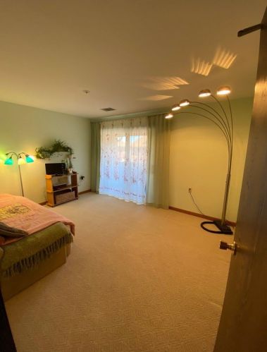 9031 Park Plaza Ct, Milwaukee WI 53223-2124 exterior