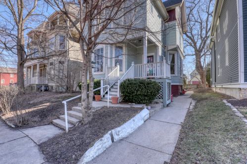 1942 2nd St, Milwaukee, WI 53212-3709