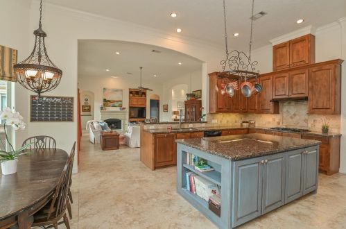 5303 Whitmore St, Fulshear TX 77441-4133 exterior