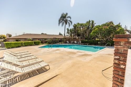 1881 Mitchell Ave, Tustin CA 92780-6343 exterior