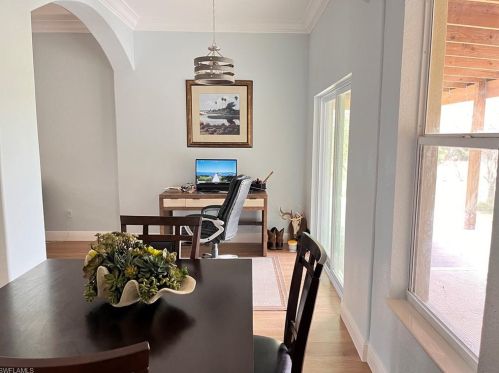 5945 Desoto Blvd, Naples FL 34120-9013 exterior