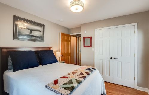 1401 Hartford Ave, Saint Paul MN 55116-1649 exterior