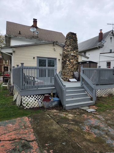 56 Jamaica Ave, Valley Stream NY 11580-6314 exterior