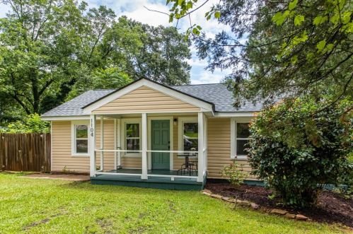 1104 Edie Ave, Atlanta, GA 30312-3870
