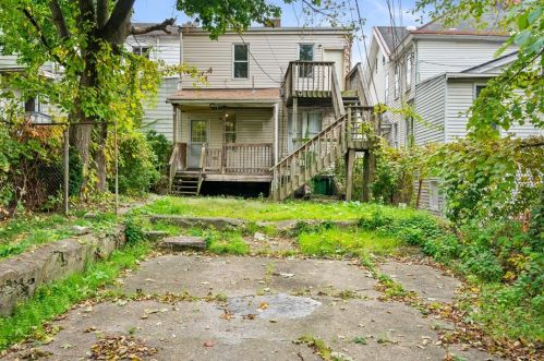 131 Bausman St, Pittsburgh PA 15210-2007 exterior