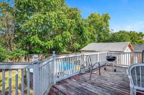 4935 Hummelsheim Ave, Saint Louis MO 63123-4710 exterior