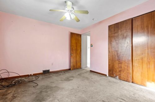 1717 Sillview Dr, Pittsburgh PA 15243-1558 exterior