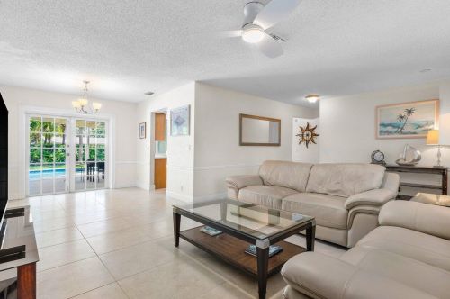 960 20 St, Boca Raton FL 33486-6832 exterior