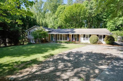 1325 Brooklawn Rd, Atlanta, GA 30319-1609