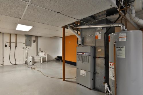 1108 Fernview Dr, Saint Louis MO 63141-6141 exterior