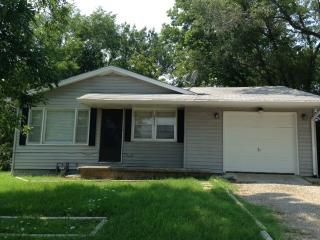 2817 Jefferson St, Topeka KS  66605-1113 exterior