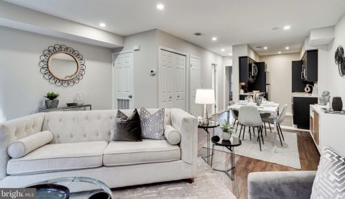 1453 A St, Washington, DC 20003-1524