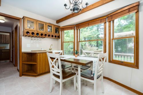 3020 Kalarama Ave, Kalamazoo MI 49024-2383 exterior