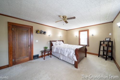 1846 Silver Ave, Grand Rapids MI 49507-2712 exterior