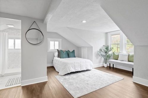 210 Friday Rd, Pittsburgh PA  15209-2110 exterior