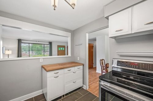 50 Kenneth Dr, Pittsburgh PA 15223-1204 exterior