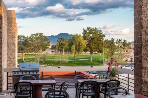 6266 Pinehurst Dr, Chandler AZ  85249-4039 exterior