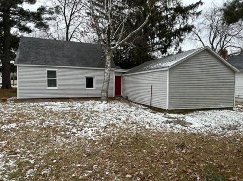 713 Division St, Big Rapids MI 49307-1918 exterior