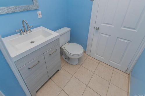 144 Beacon St, Middletown NY 10940-4733 exterior