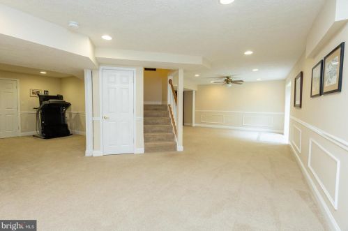 22184 Long Bow Dr, California MD 20619-2244 exterior