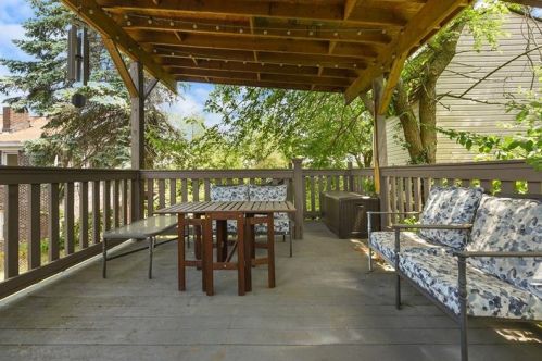 312 Kaercher St, Pittsburgh PA 15207-1477 exterior