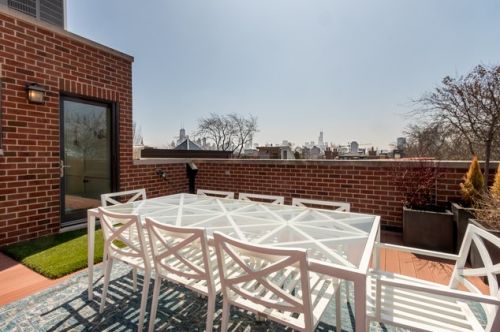 1945 Dayton St, Chicago IL 60614-5028 exterior