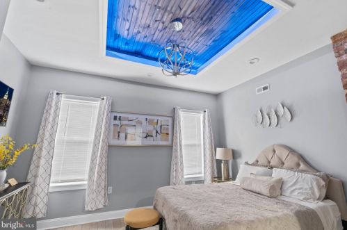 322 42 St, Philadelphia PA 19104-4062 exterior