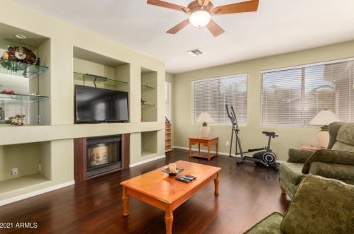 1773 San Carlos Pl, Chandler AZ 85249-2027 exterior