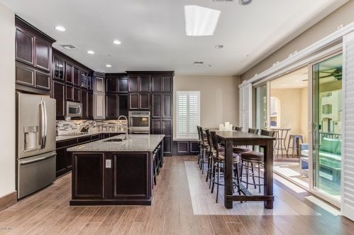 7084 Ivanhoe St, Chandler AZ 85226-0804 exterior