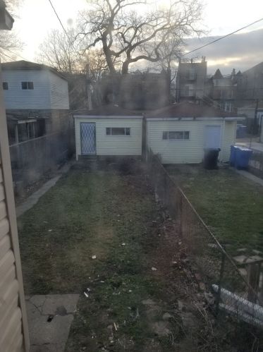 4112 Ellis Ave, Chicago IL 60653-3014 exterior