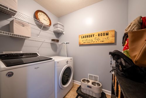 6308 Norfolk Dr, Meskegon MI 49444-7894 exterior