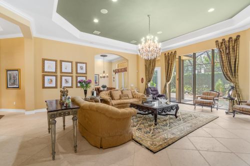 6887 Antinori Ln, Boynton Beach FL 33437-3754 exterior