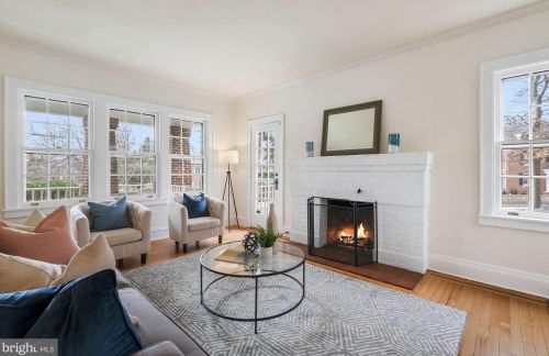 3373 Runnymede Pl, Washington DC 20015-2415 exterior