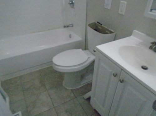 3359 Indiana Ave, Chicago IL 60827-2507 exterior