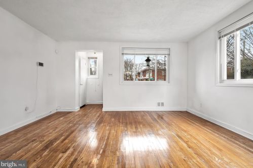 664 Nicholson St, Washington DC  20011-6226 exterior