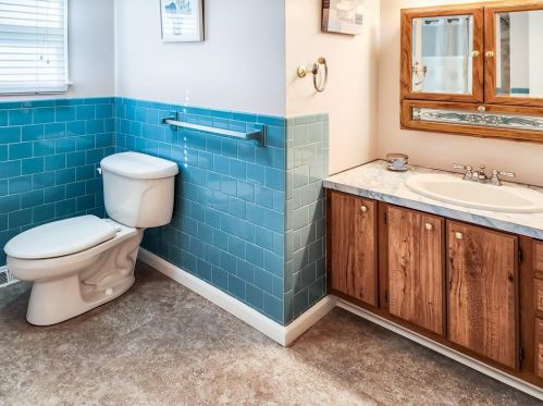 868 Greenville Ave, Providence RI  02919-1324 exterior