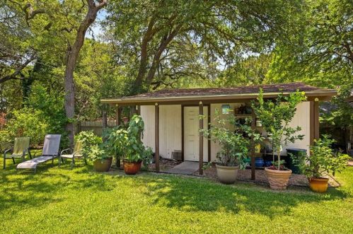 8709 Collingwood Dr, Austin TX 78748-5204 exterior