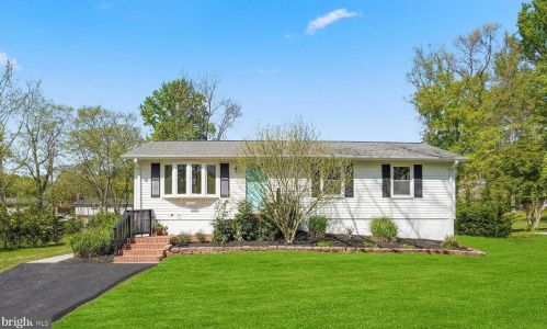 13208 Lutes Dr, Silver Spring MD  20906-3233 exterior