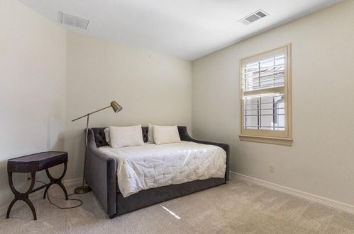 400 Dawn River Cv, Austin TX 78732-1986 exterior