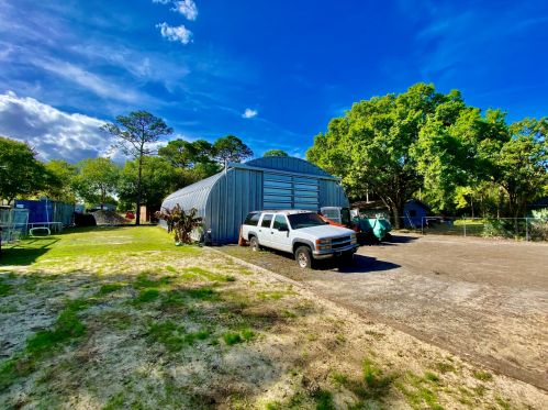 111 Sunrise Dr, Fort Pierce, FL 34945-4126