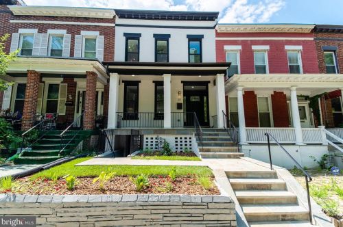 31 V St, Washington DC  20001-1012 exterior