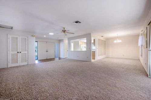 136 Fleur De Lis Ln, Naples, FL 34112-7152