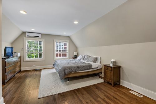 6853 Kildare Ave, Chicago IL 60803-2108 exterior